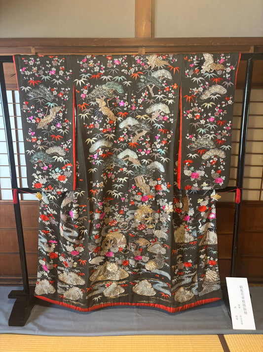 Hand-woven Nishijin-ori and Matcha